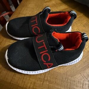Nautica Kids Sneakers in Black and Red